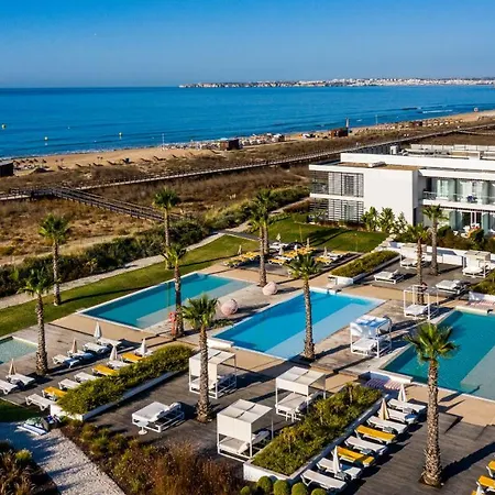 Pestana South Premium מלון