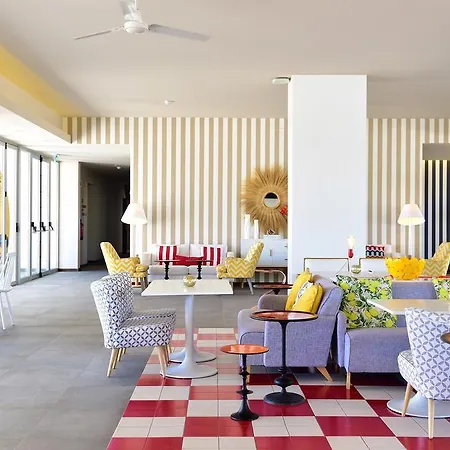 ホテル Pestana South Premium アルヴォル