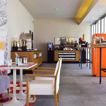 Pestana South Premium אלבור