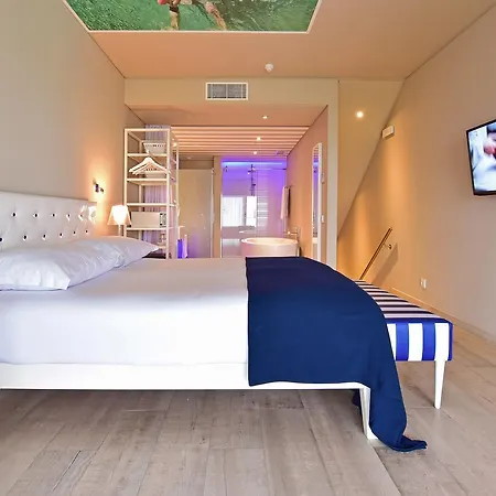 ホテル Pestana South Premium アルヴォル