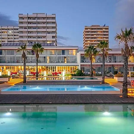 Pestana South Premium אלבור